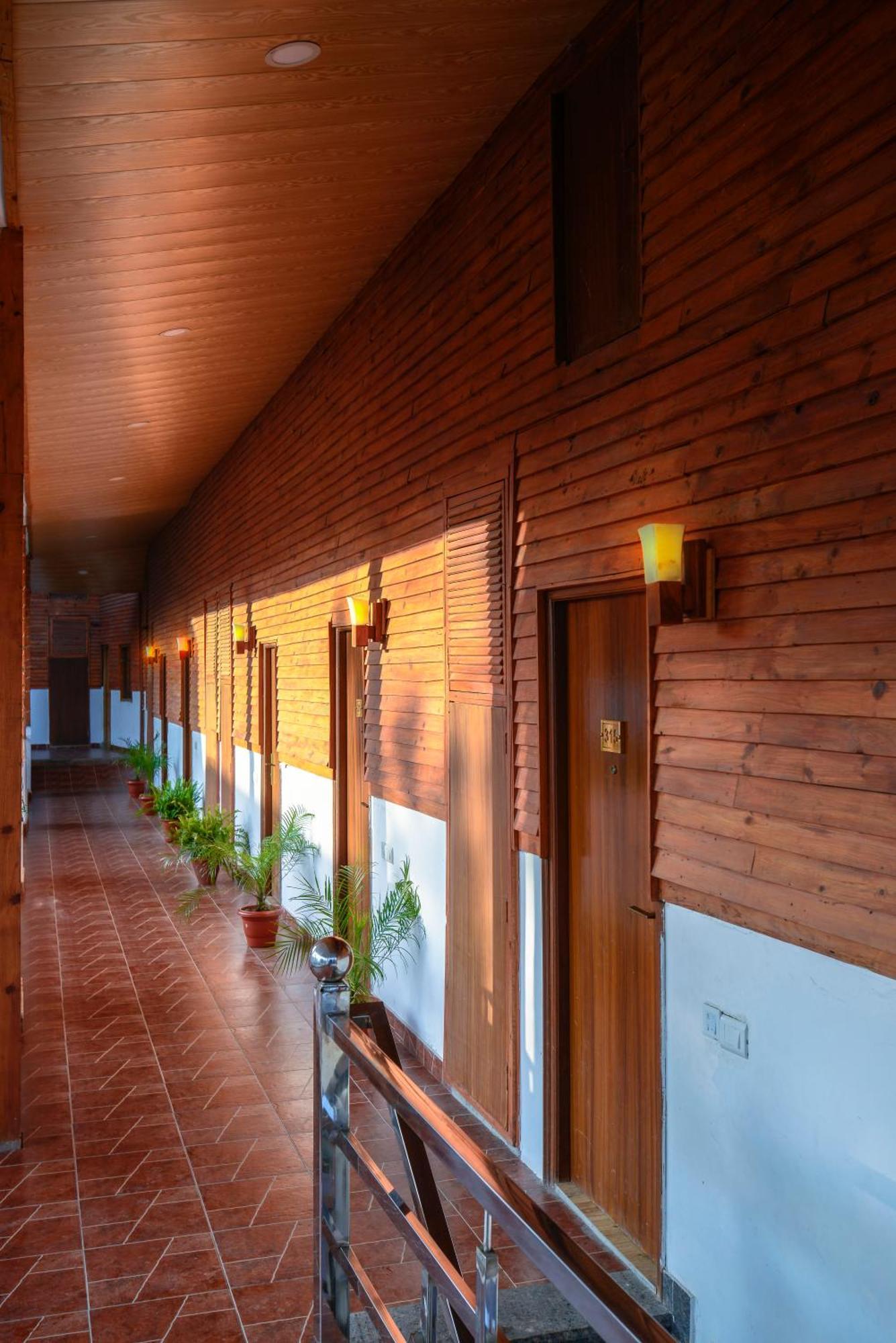 Treehouse Chail Villas Luaran gambar